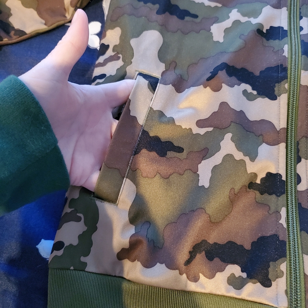 Kids adidas camo track jacket full zip size small 9-10yr old - Picture 8 of 13